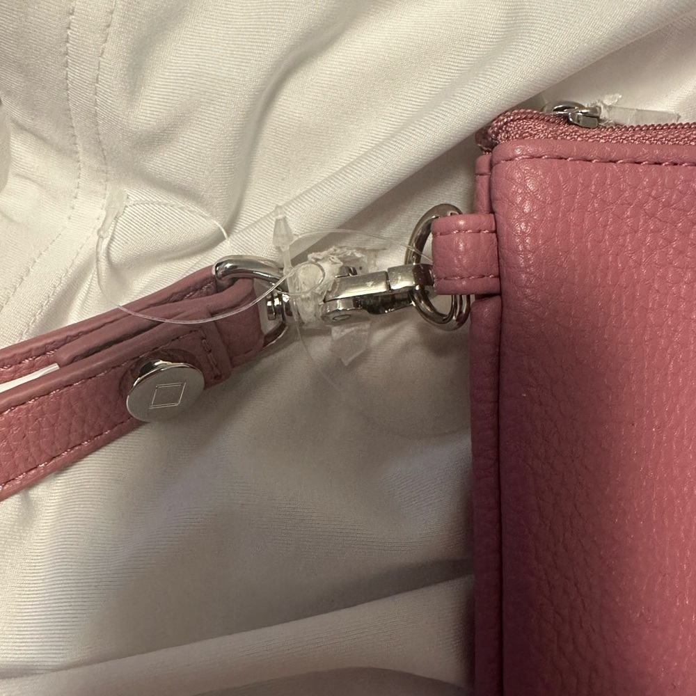 Thirty-One Pink Wristlet with Penguin Design - Picture 5 of 5